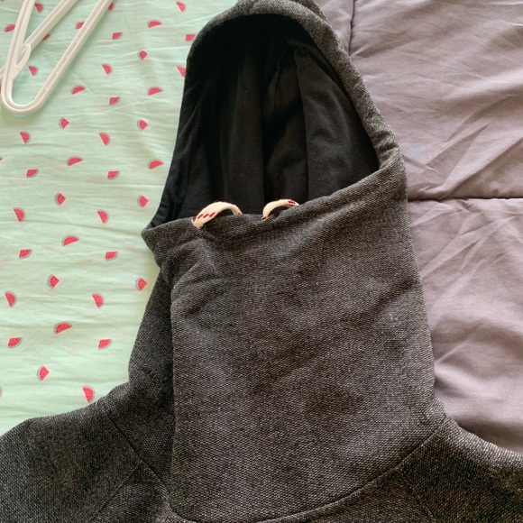 Bluenotes turtle neck sweater. - Picture 3 of 4